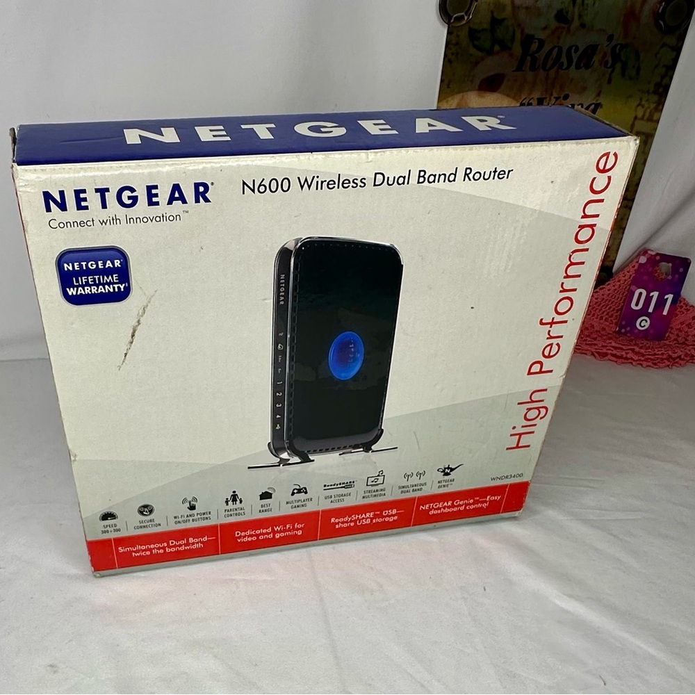 NETGEAR N600 Wireless Dual Band Router - Black - Picture 2 of 10